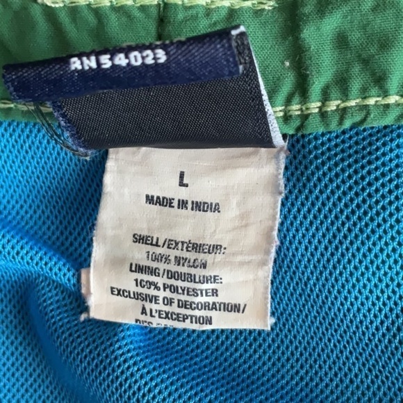 GAP Men’s Swim Trunks. Size Large - Picture 6 of 6